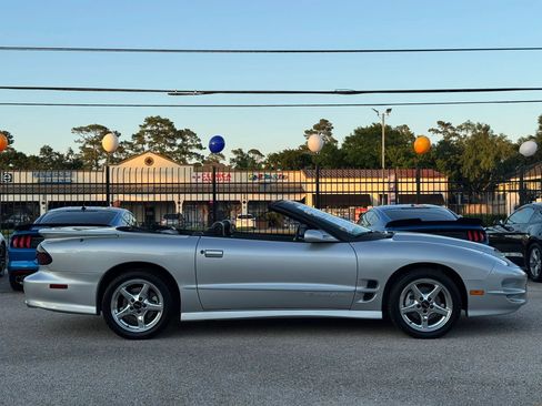 Used 2000 Pontiac Firebird Trans Am RWD image 11