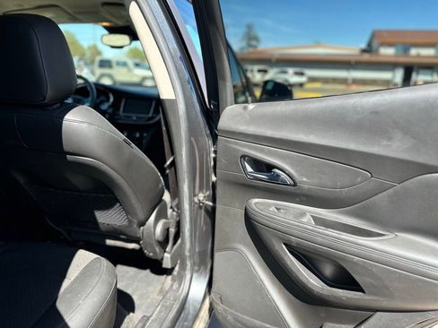 Used 2017 Buick Encore Preferred image 9
