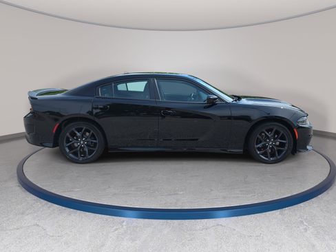 Used 2020 Dodge Charger R/T w/ Plus Group RWD image 4