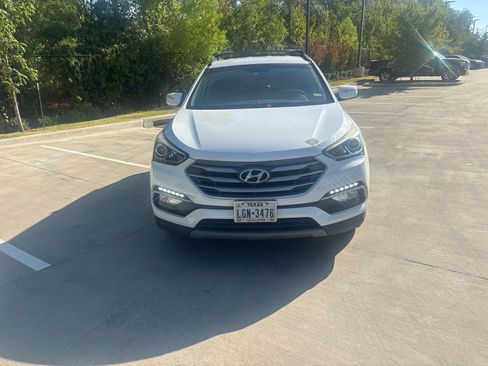 Used 2018 Hyundai Santa Fe Sport w/ 2.4L Value Package 02 FWD image 4