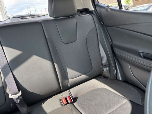 Used 2025 Buick Encore GX Preferred image 36