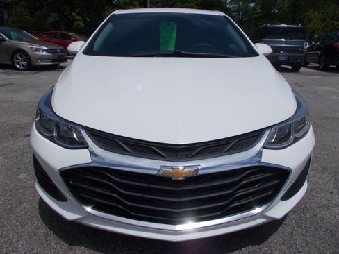 Used 2019 Chevrolet Cruze LS FWD image 2