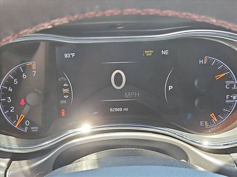 Used 2019 Jeep Grand Cherokee Trailhawk AWD/4WD image 14