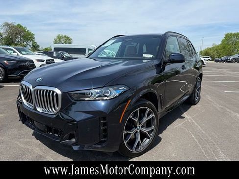 Used 2025 BMW X5 xDrive40i w/ Executive Package image 1