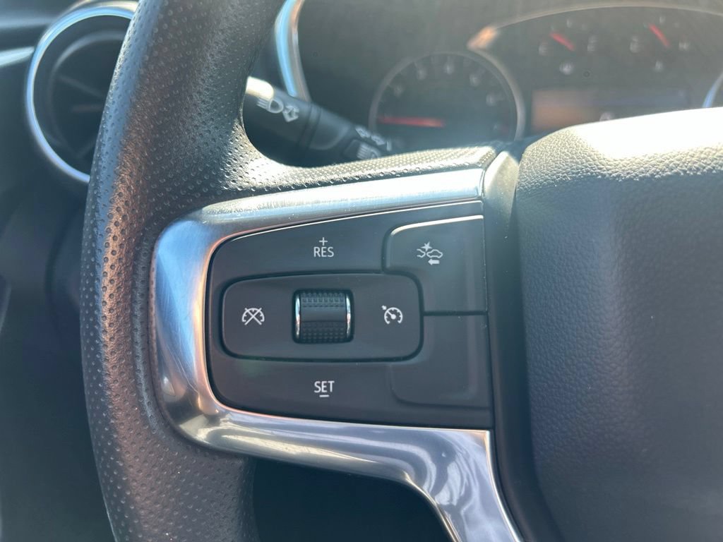 Used 2024 Chevrolet Blazer LT w/ Convenience Package FWD image 32