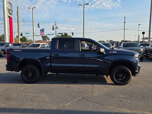 Used 2022 Chevrolet Silverado 1500 LT Trail Boss AWD/4WD image 13