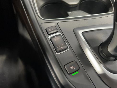 Used 2015 BMW 328i xDrive Sedan image 32