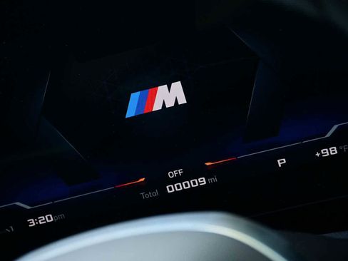 Used 2025 BMW M235i xDrive w/ Premium Package image 36