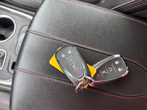 Used 2023 Chevrolet Traverse RS w/ LPO, Floor Liner Package AWD/4WD image 34