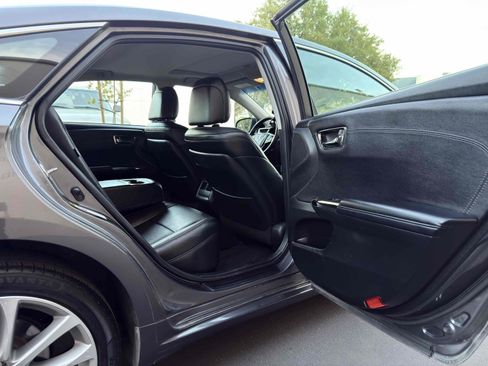 Used 2014 Toyota Avalon Limited image 62