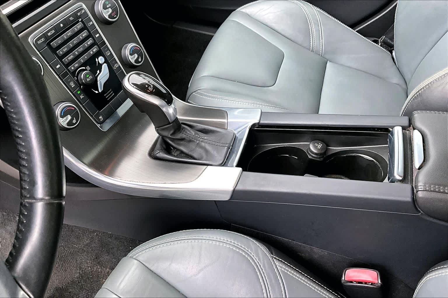 Used 2014 Volvo S60 T6 AWD/4WD image 16