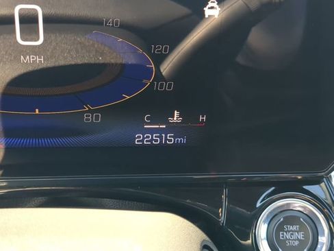 Used 2024 Chevrolet Trax RS w/ Driver Confidence Package image 34