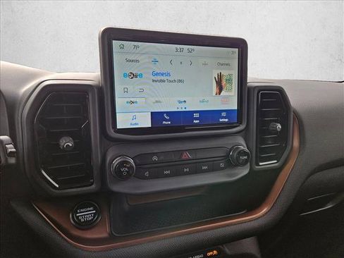 Used 2022 Ford Bronco Sport Outer Banks image 13