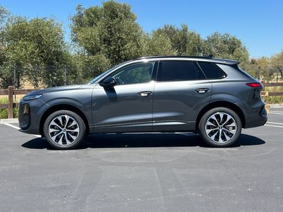 New 2026 Audi Q3 quattro 2.0T