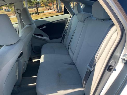 Used 2010 Toyota Prius Five image 13