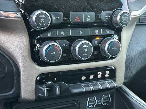 Used 2019 RAM 3500 Laramie image 18