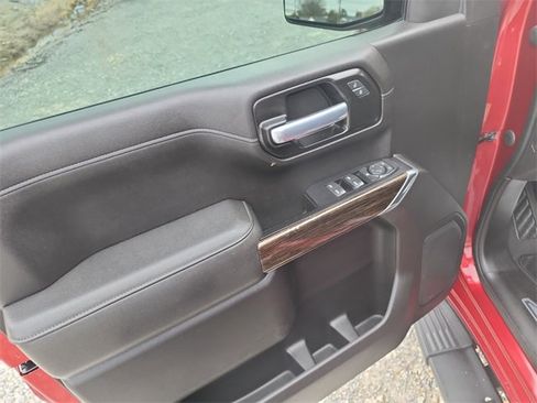 Used 2021 GMC Sierra 1500 Elevation image 17