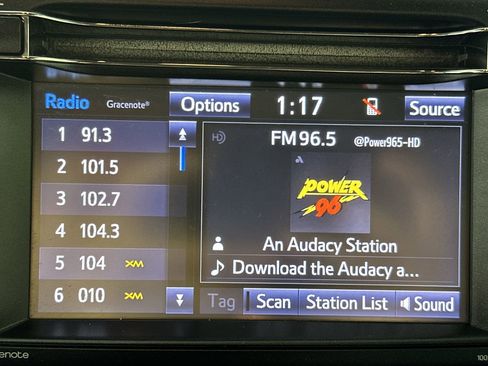 Used 2018 Toyota RAV4 XLE image 20