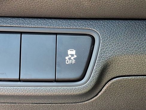 Used 2023 Kia Forte LXS FWD image 24