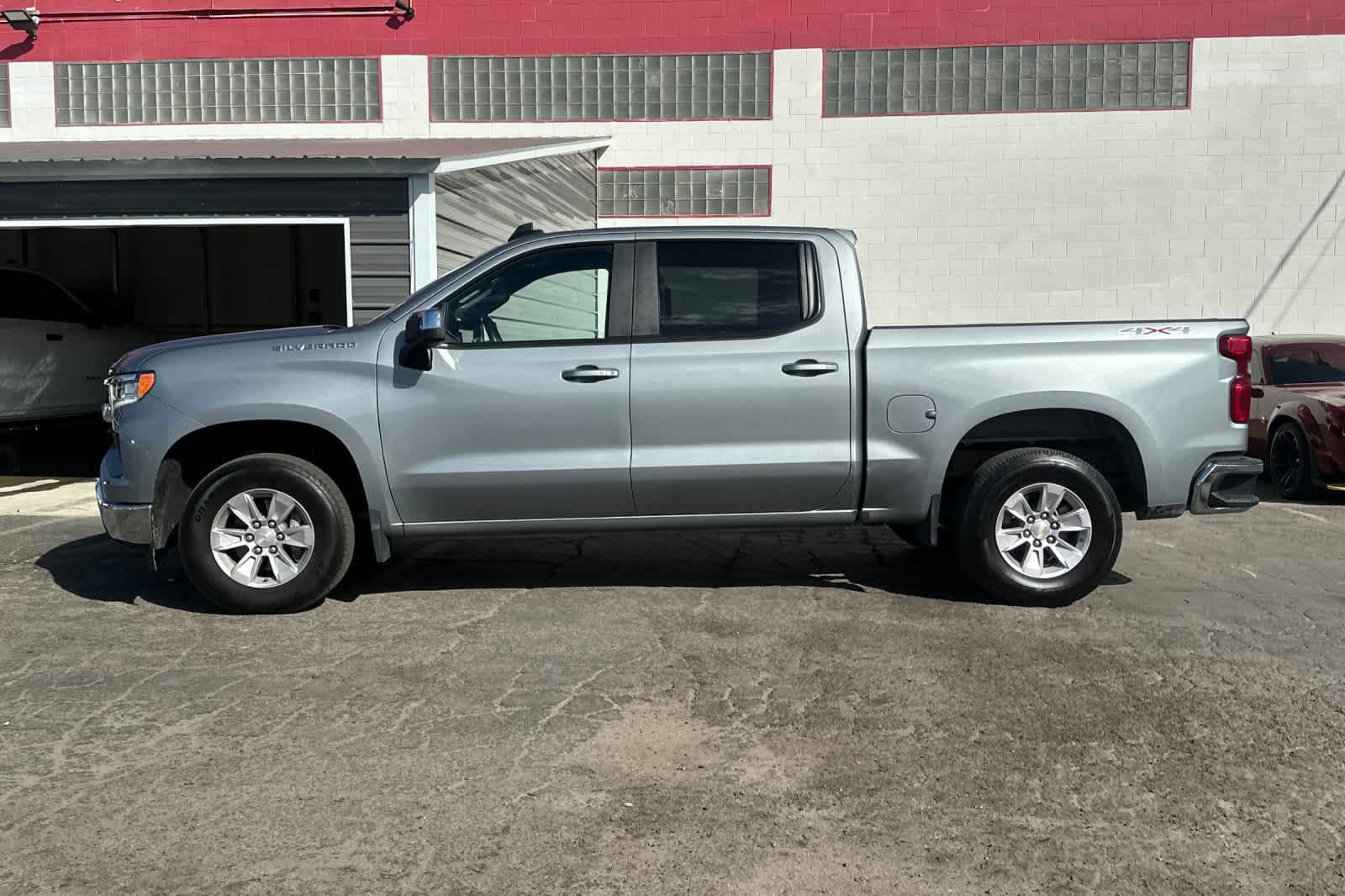 Used 2026 Chevrolet Silverado 1500 LT AWD/4WD image 6