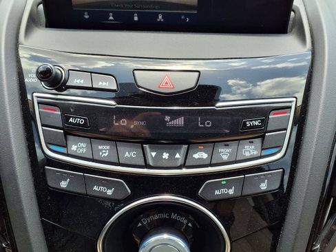 Used 2024 Acura RDX SH-AWD image 12
