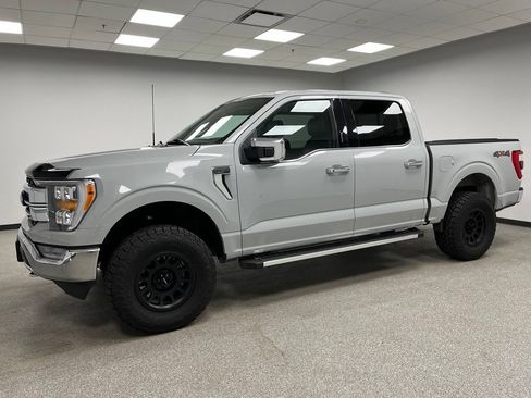 Used 2023 Ford F150 Lariat AWD/4WD image 6