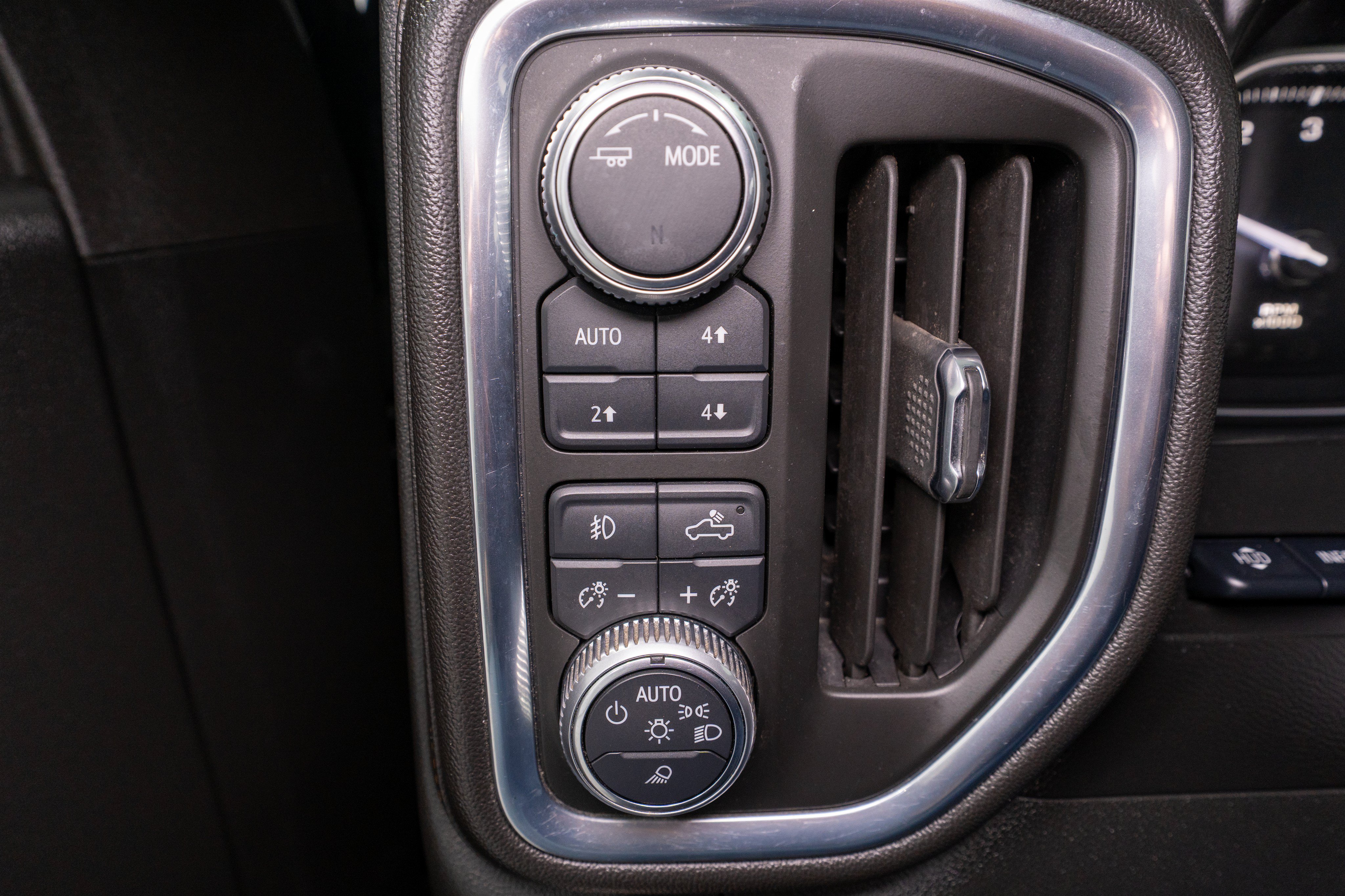 Used 2020 GMC Sierra 1500 AT4 w/ AT4 Premium Package AWD/4WD image 37