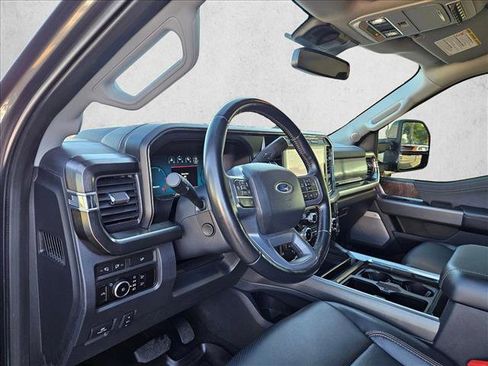 Certified 2023 Ford F250 Lariat w/ Lariat Ultimate Package AWD/4WD image 10