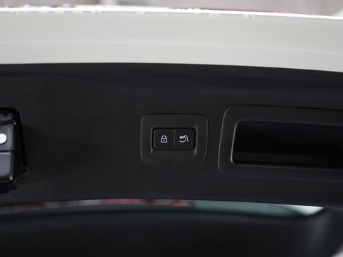 Certified 2024 MAZDA CX-90 Plug-In Hybrid w/ Premium Pkg AWD/4WD image 18