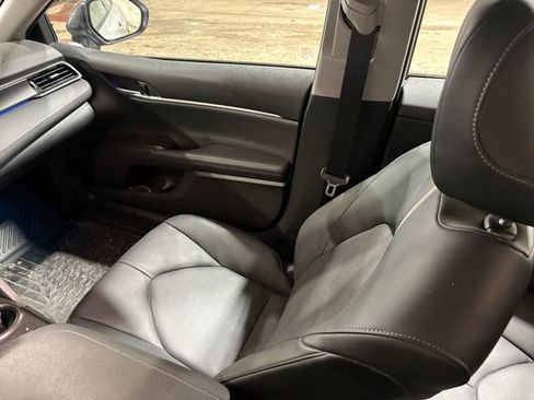 Used 2022 Toyota Camry XSE image 24