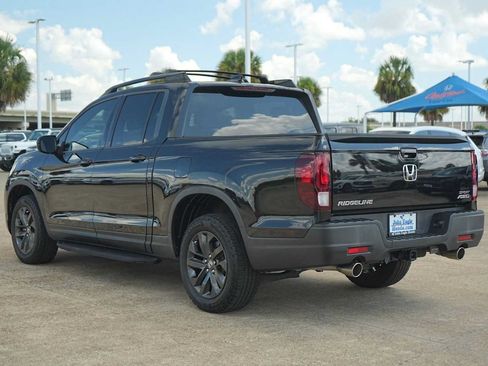Used 2023 Honda Ridgeline Sport image 3
