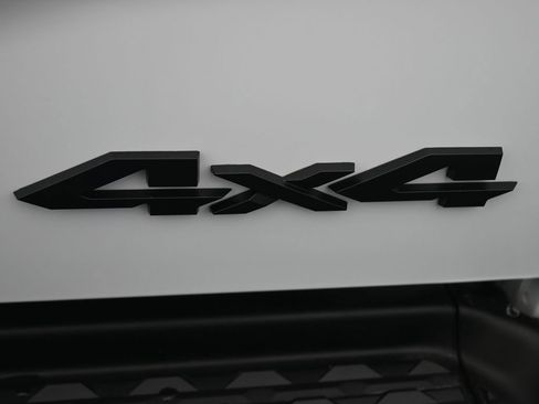 New 2026 RAM 2500 Tradesman AWD/4WD image 12