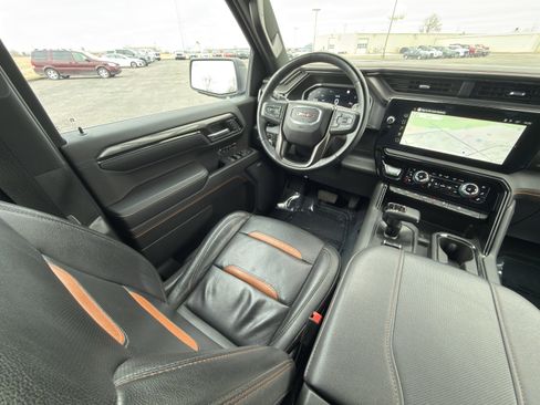 Used 2023 GMC Sierra 1500 AT4 w/ Technology Package image 34