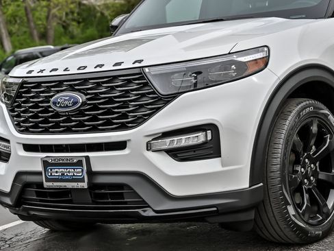 Certified 2023 Ford Explorer ST-Line AWD/4WD image 6