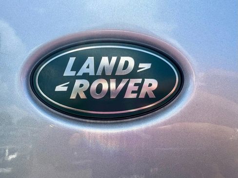 Used 2014 Land Rover LR2 HSE image 34