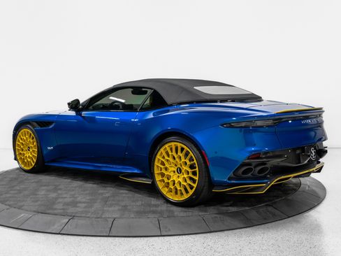 Used 2023 Aston Martin DBS Coupe RWD image 73