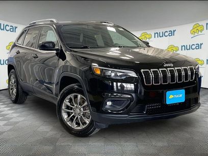 Used 2019 Jeep Cherokee Latitude Plus w/ Comfort/Convenience Group