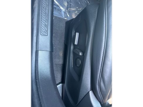 Used 2023 Ford Explorer XLT w/ Equipment Group 202A AWD/4WD image 35