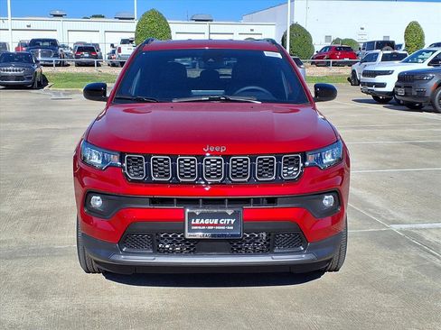 New 2026 Jeep Compass Altitude image 5