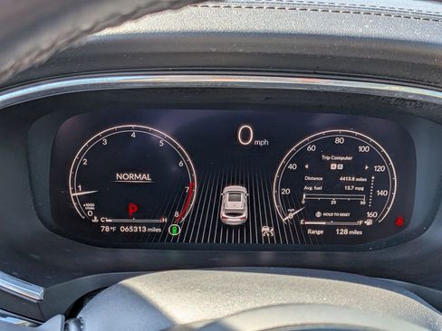 Used 2023 Acura MDX SH-AWD w/ Technology Package image 20