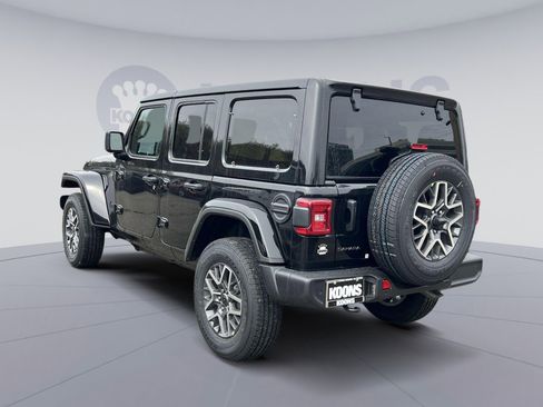 New 2025 Jeep Wrangler Sahara w/ Dual Top Group image 2