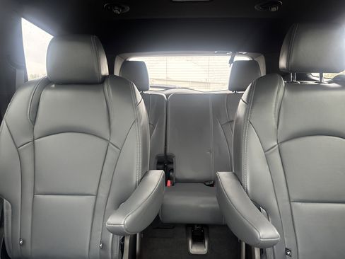 Used 2023 Buick Enclave Essence w/ Experience Buick Package image 19