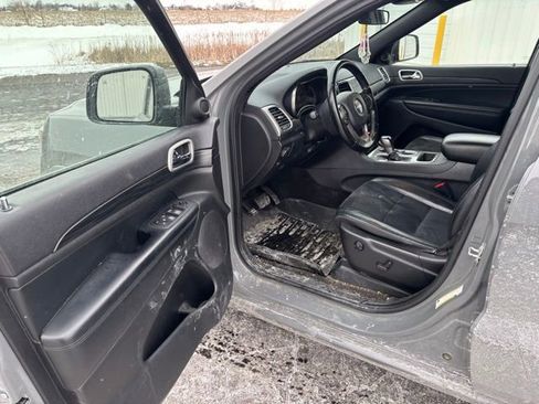 Used 2021 Jeep Grand Cherokee Laredo X AWD/4WD image 42