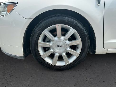 Used 2010 Lincoln MKZ FWD image 13