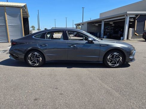 Used 2024 Hyundai Sonata SEL w/ Convenience Package image 4