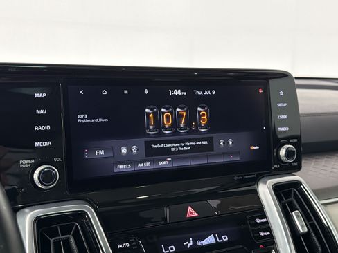 Used 2021 Kia Sorento SX FWD image 16