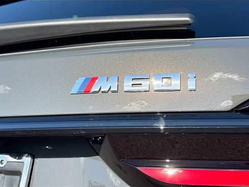 New 2026 BMW X7 M60i image 11