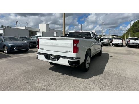 Certified 2022 Chevrolet Silverado 1500 Custom image 8