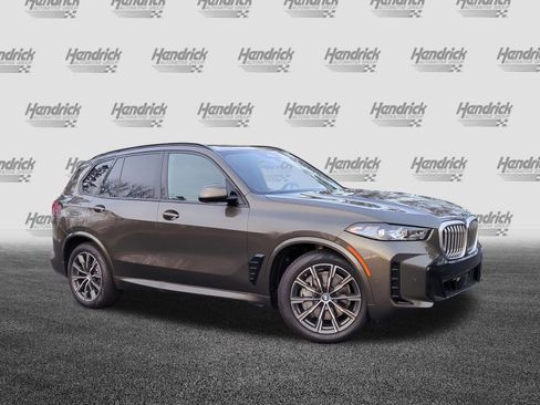 New 2026 BMW X5 xDrive50e w/ M Sport Package AWD/4WD image 2