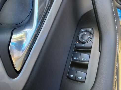 Used 2025 Chevrolet Blazer LT w/ Driver Confidence Package image 12